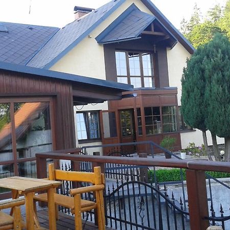 Ubytovani U Bohouse Йилемнице Экстерьер фото