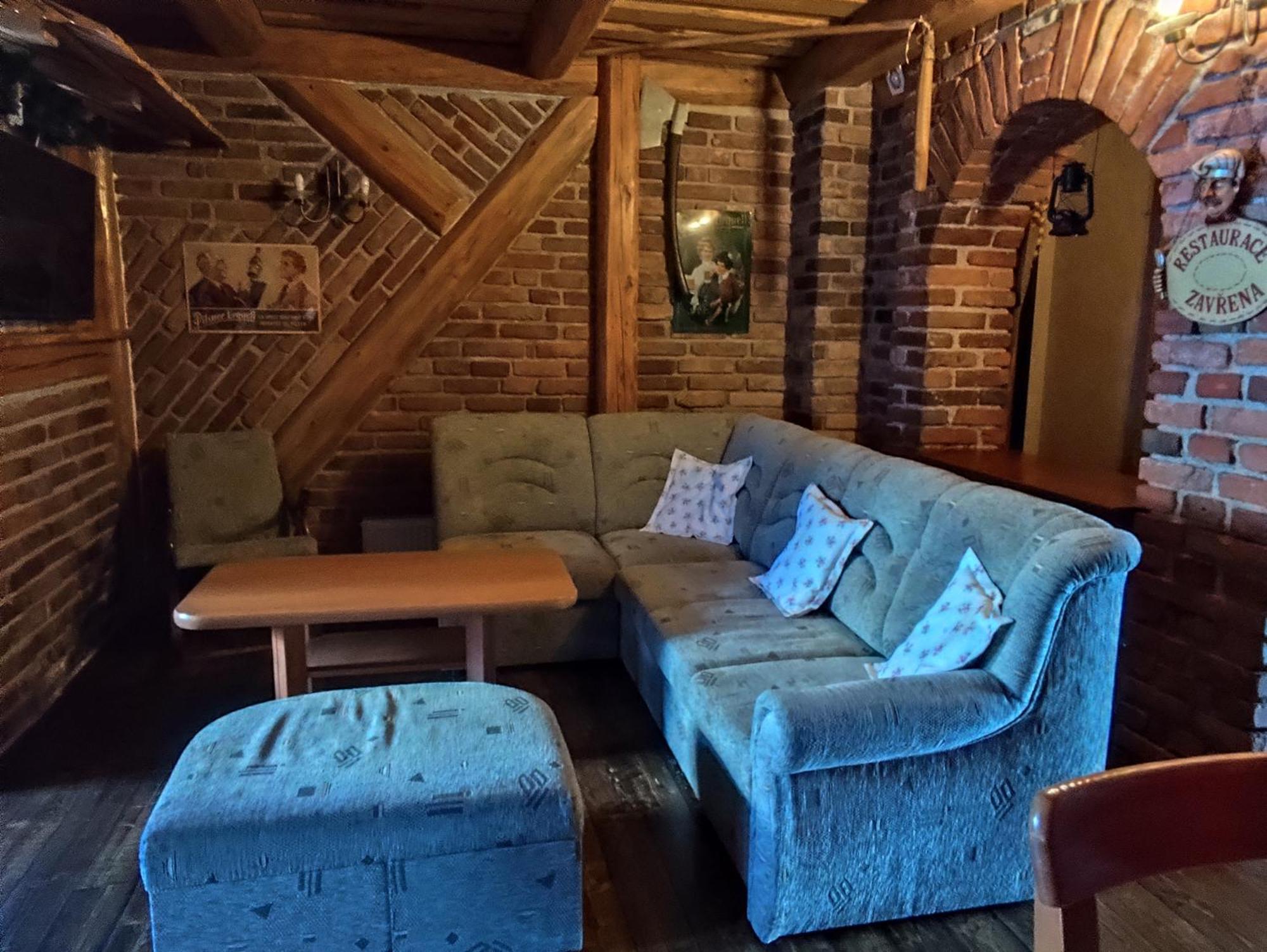 Ubytovani U Bohouse Йилемнице Экстерьер фото